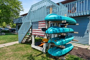 4 kayaks to rent!