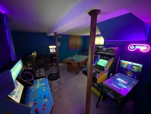 Spielezimmer