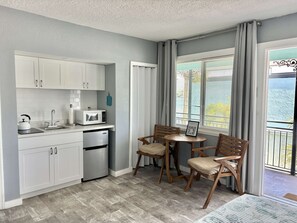 Kitchenette with dining area
