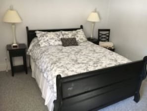 queen/twin bed 2 rooms 