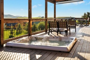 Wrap Around Deck, Hot Tub, Lounge Seating, Outdoor Dining for 6