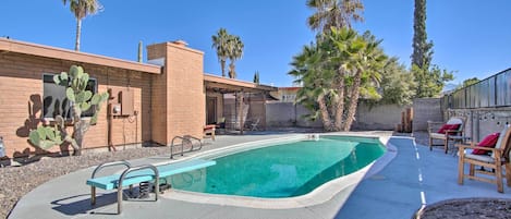 Tucson Vacation Rental | 4BR | 2BA | Step-Free Access | 1,954 Sq Ft