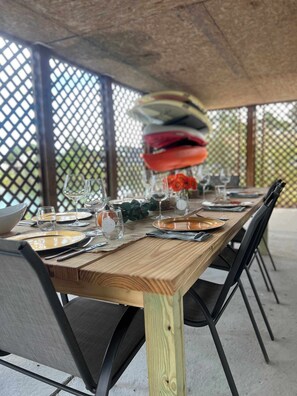 Outdoor dining