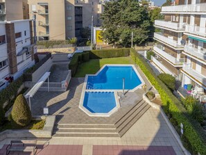 Building, Window, Plant, Azure, Water, Tree, Urban Design, Condominium, Grass, Leisure