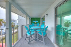 Lunch on the Balcony?