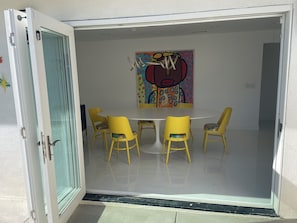 Outdoor dining