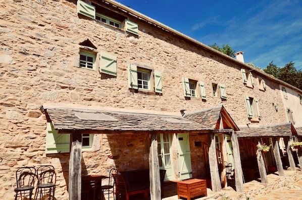 Les Coumayres, 16th Century farmhouse