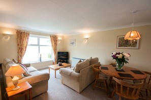 Living Room/Diner