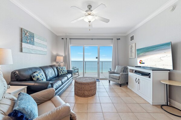 Welcome to Crystal Shores West 906!