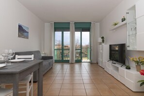 Living and dining room
