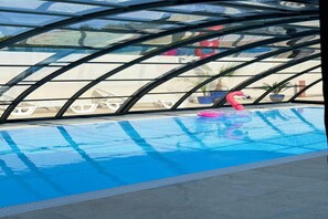 Holiday Home Swimming Pool