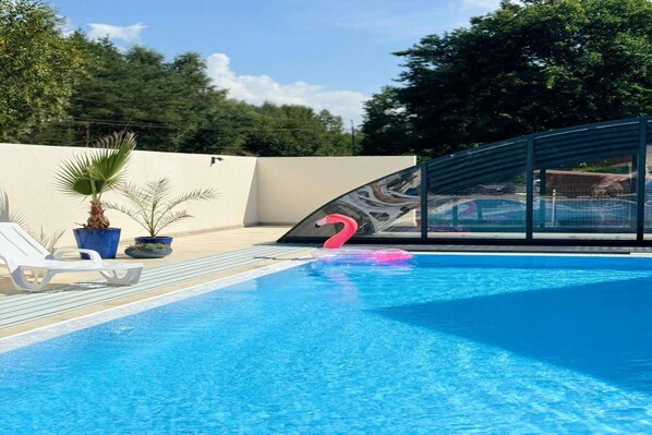 Holiday Home Swimming Pool
