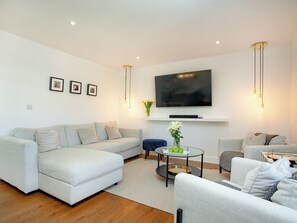 Living area | Eugene Sands, Paignton