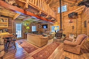Living Room | 1st Floor | Wood-Burning Stove (Wood Provided) | Free WiFi