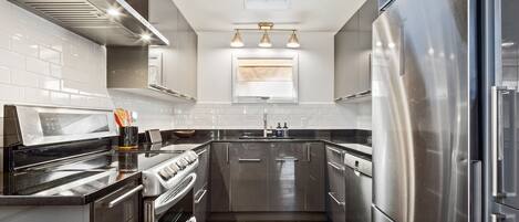 Well equipped modern kitchen featuring all new appliances