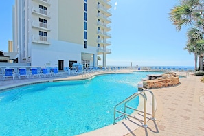 Large gulf front pool