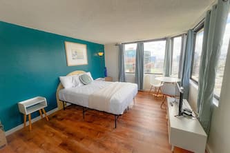 Renovated Hawaiian Monarch Mauka Studio | Kitchen
