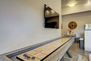 Spielezimmer