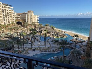 Vue sur la plage ou l’océan