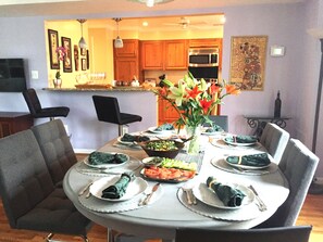 Dining area, breakfast bar and kitchen