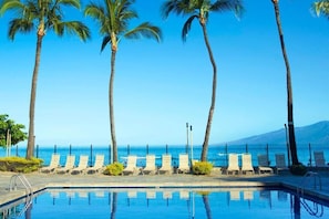 oceanfront pool