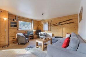 Large chalet style living area