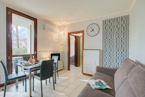 Living and dining room