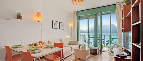 Living and dining room