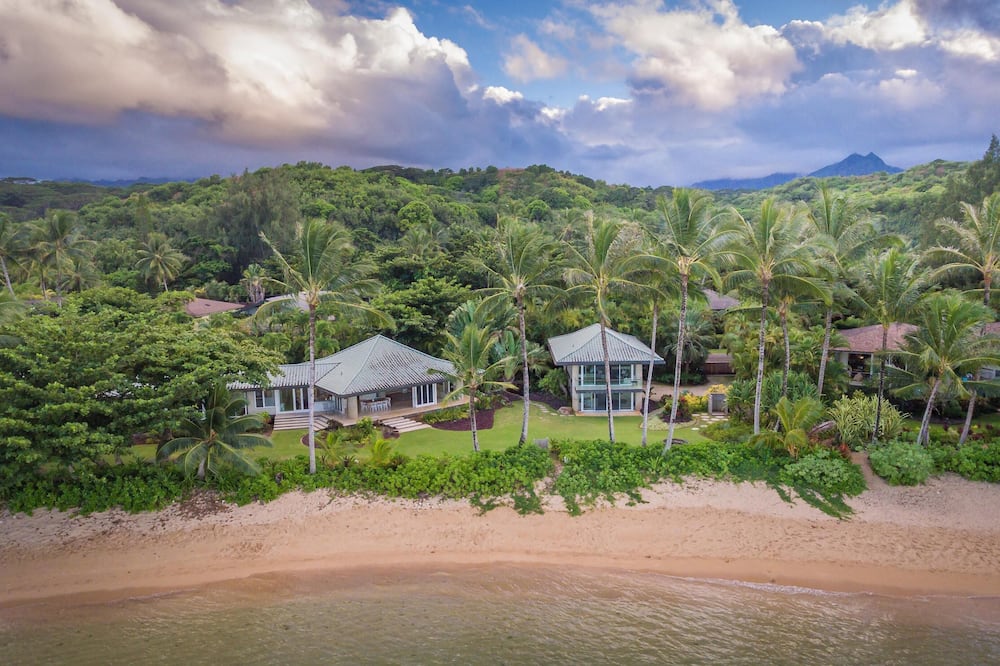 Kauai North Shore Beachfront Luxury Home