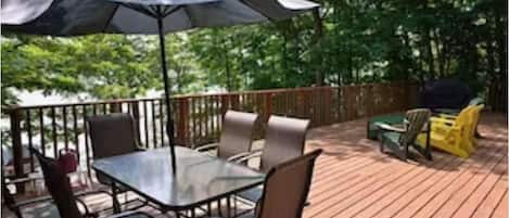 800 square foot deck lakefront, fantastic view of the lake, gated at each end.