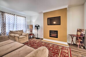 Living Room | Smart TV | Central A/C | 1,108 Sq Ft