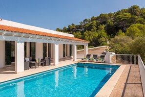 Es Torrent Verd by EscapeHome, Swimming pool