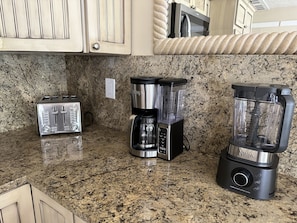 Ninja coffee maker, blender & cuisnart toaster.