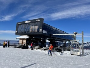 Snow and ski sports