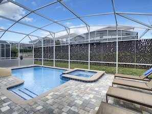West Facing Private Heated Pool And Spa (heating is extra)