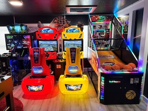 Kids Arcade (All of the arcade games are FREE-TO-PLAY)
