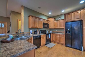 Kitchen | Keyless Entry