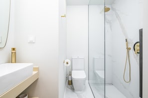 Bain