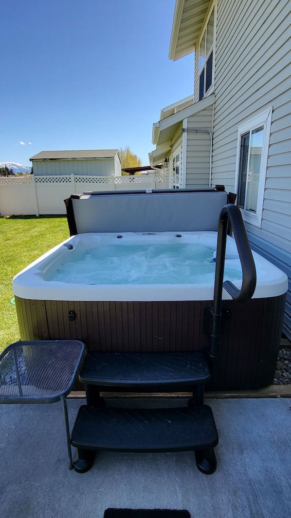 Hot Tub