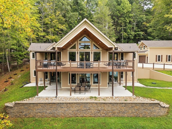 Welcome to Hiwassee Holiday!   Norris Lakefront - 5BR/5.5BA, Private Dock!