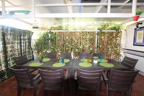Outdoor dining