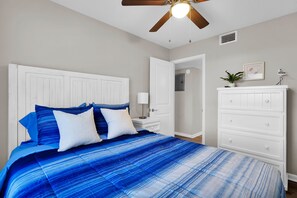 Second bedroom with queen bed.