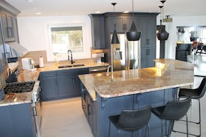 Kitchen Bar Area