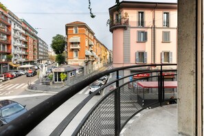 Balcony Apartment Sempione 1 - Affitti Brevi Italia 