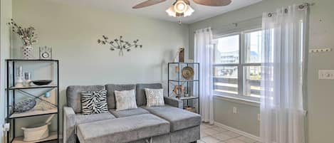 Gulf Shores Vacation Rental | 2BR | 1.5BA | 936 Sq Ft | Stairs Required