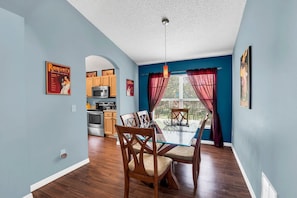 2710 Fiesta Key Dr_05.jpg