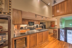 Kitchen | 2nd Floor | Dishware & Flatware | Coffee Maker & Grinder | Toaster