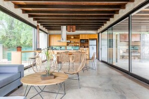 Main space: living room, dinning area and kitchen