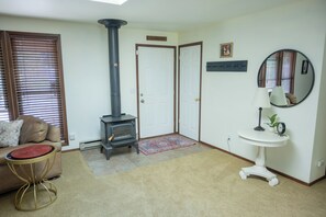 Entry way