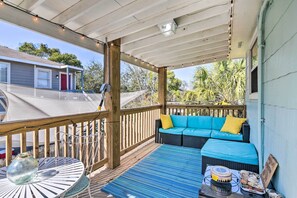 Balcony | Dog Friendly w/ Fee | Complimentary Kayaks